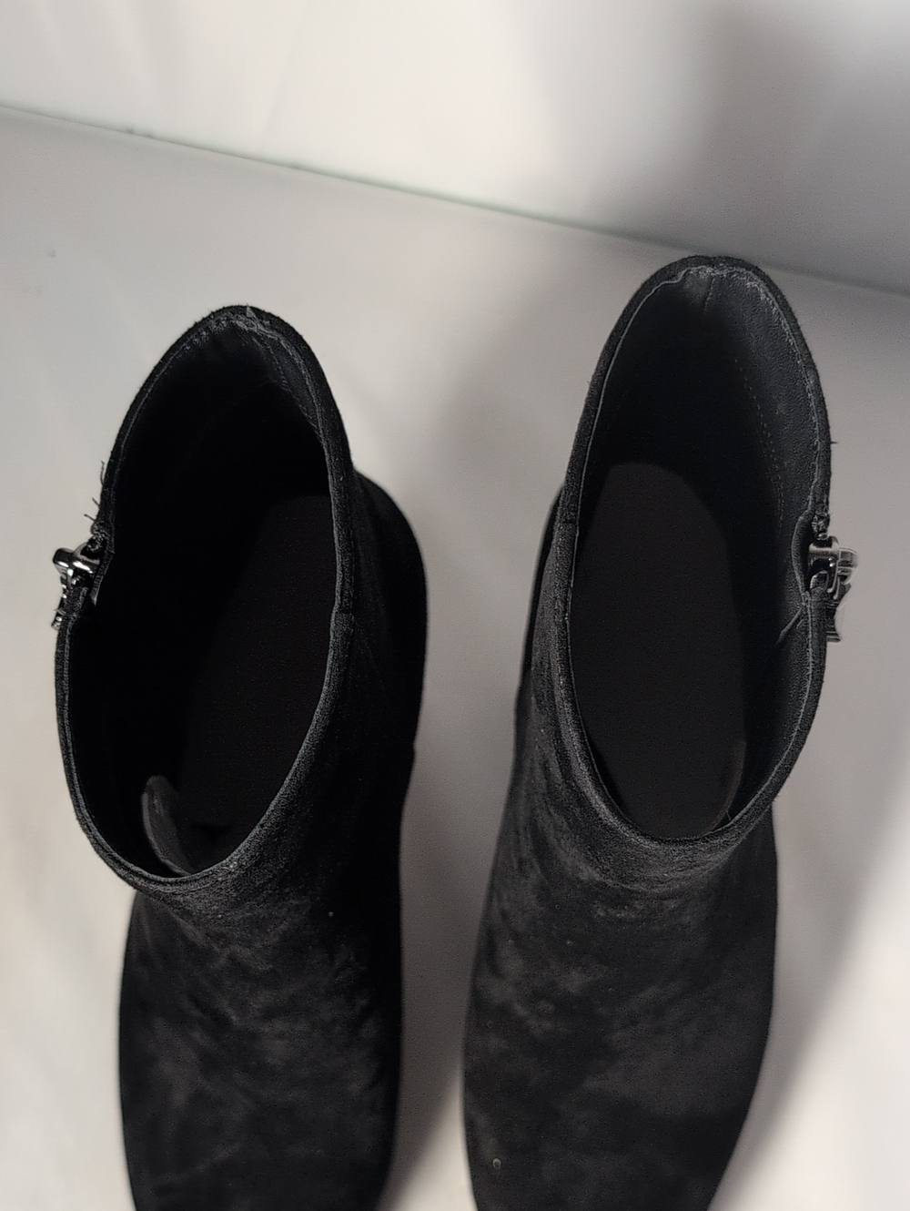 Kate Spade Black Suede Adele Ankle Bootie Size 9B - Picture 11 of 14